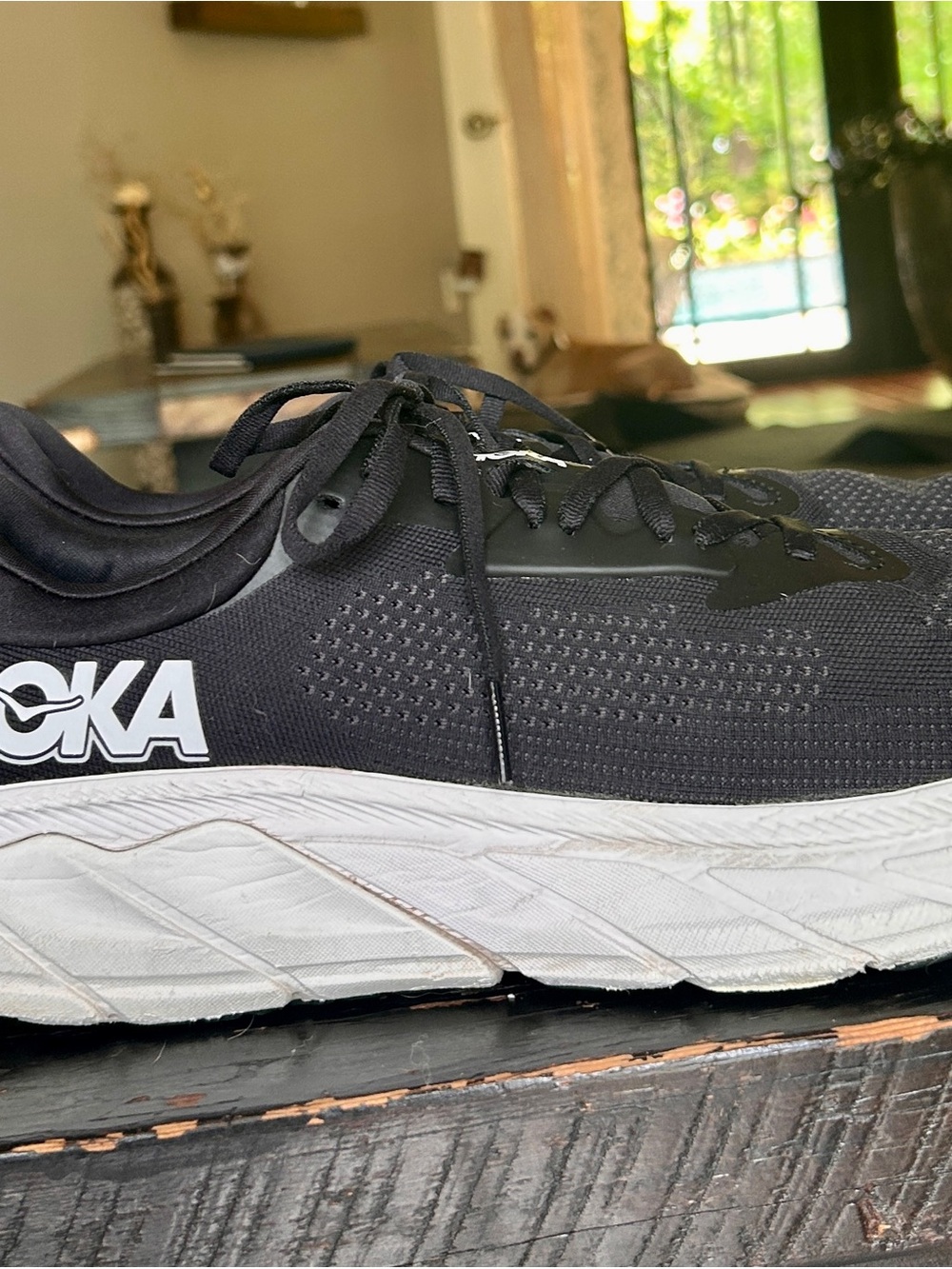 Hoka Men's Black and White Athletic Running Shoe men’s 11 D - Picture 7 of 16